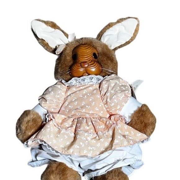 Robert Raikes 15" Aunt MaryLou Wooden Face Bunny Rabbit Plush Toy - Picture 6 of 6
